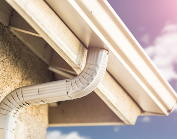 Expert gutter repair and replacement services in Novato for optimal water drainage
